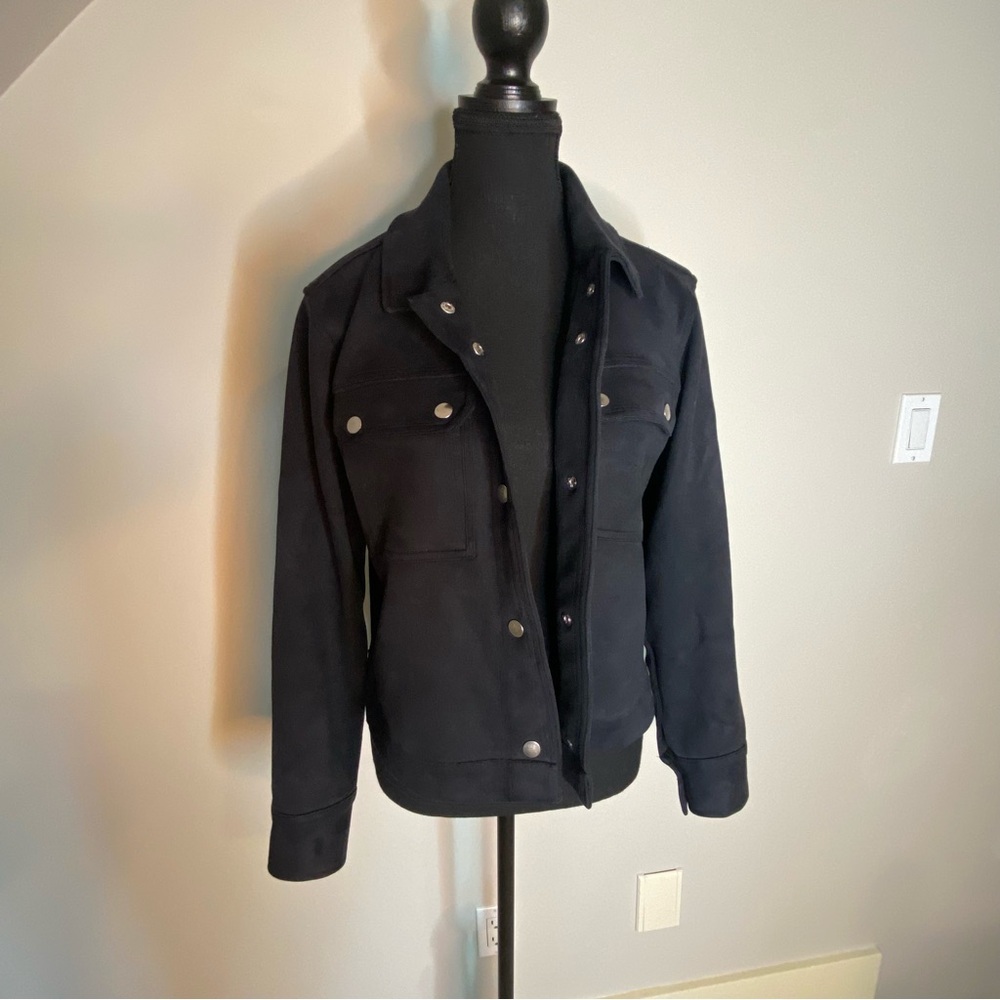 DIP Black Microsuede Jacket Crop Biker Moto Snaps Pockets Lightweight Sz Medium - Picture 4 of 10